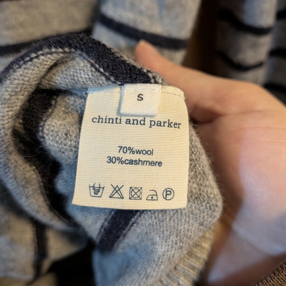 Chinti & Parker Gray Knit with Pink Star Wool & Cashmere Size Small - Picture 4 of 6